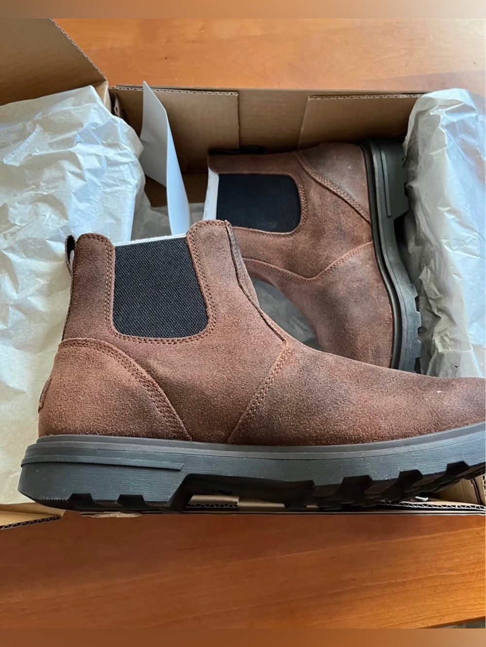 Sorel Brown Suede Chelsea Boots Size 9.5 NWT